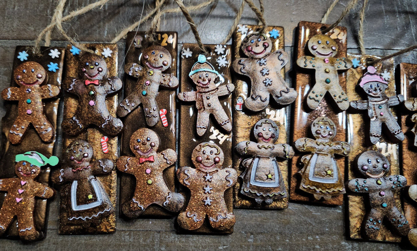 GINGERBREAD ORNAMENT