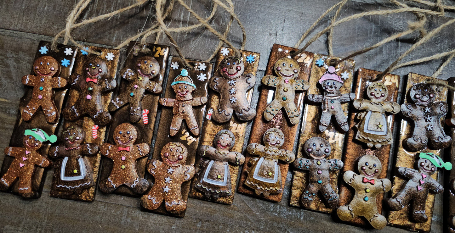 GINGERBREAD ORNAMENT