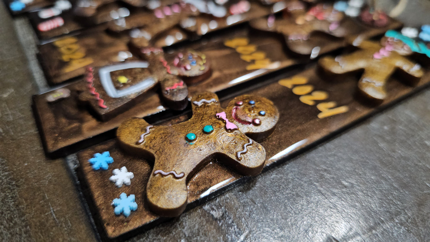 GINGERBREAD ORNAMENT