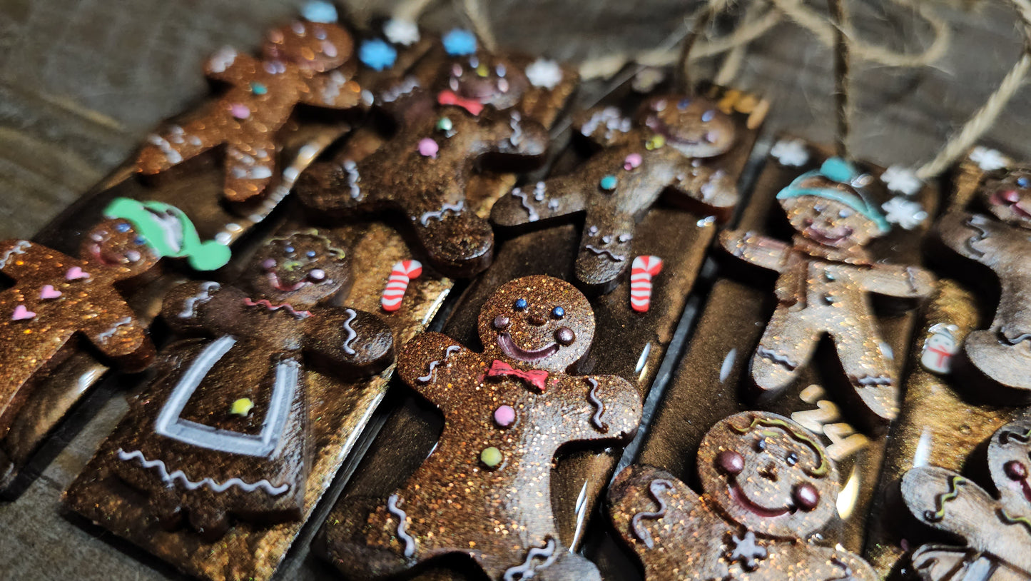 GINGERBREAD ORNAMENT