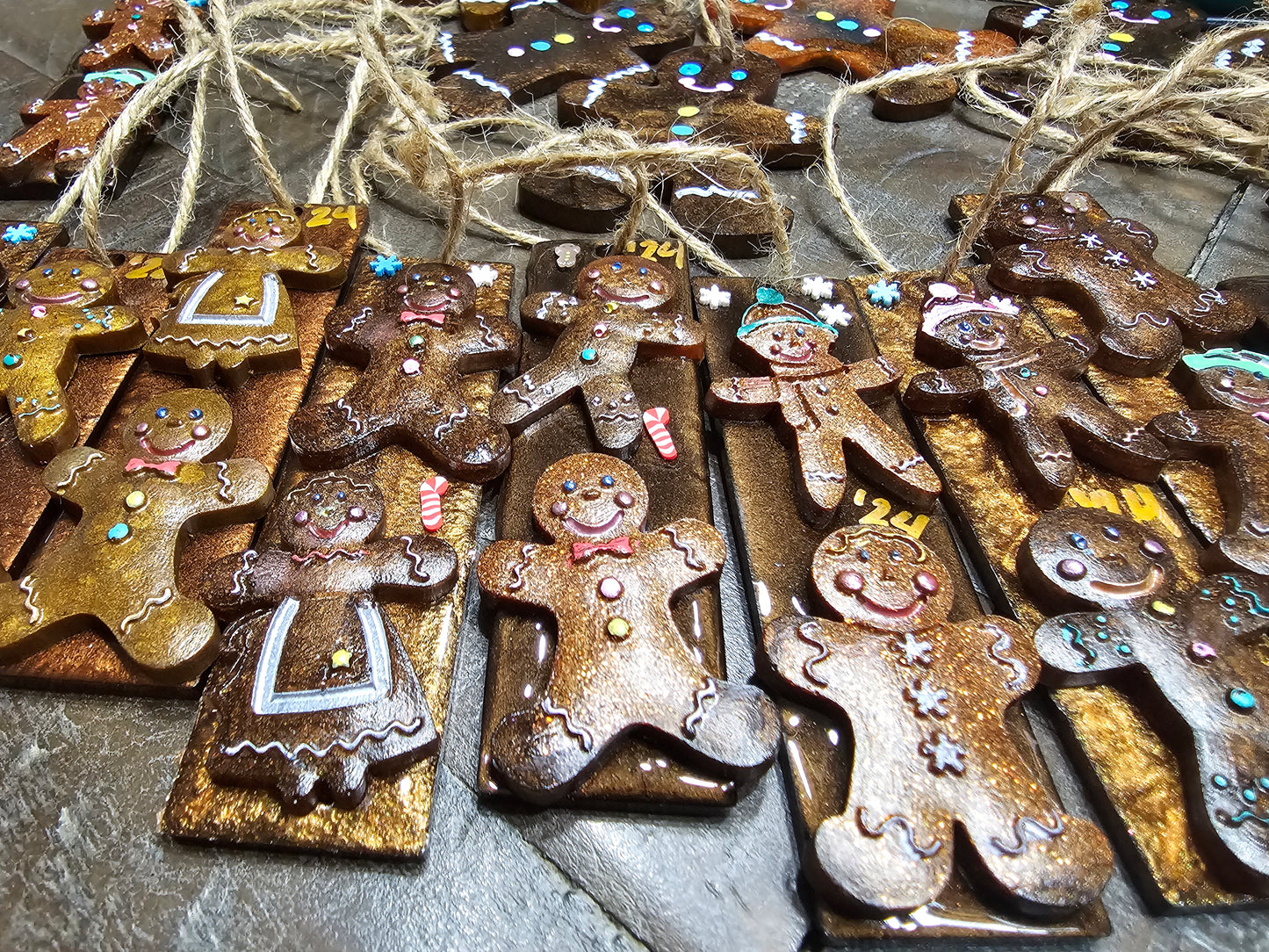 GINGERBREAD ORNAMENT