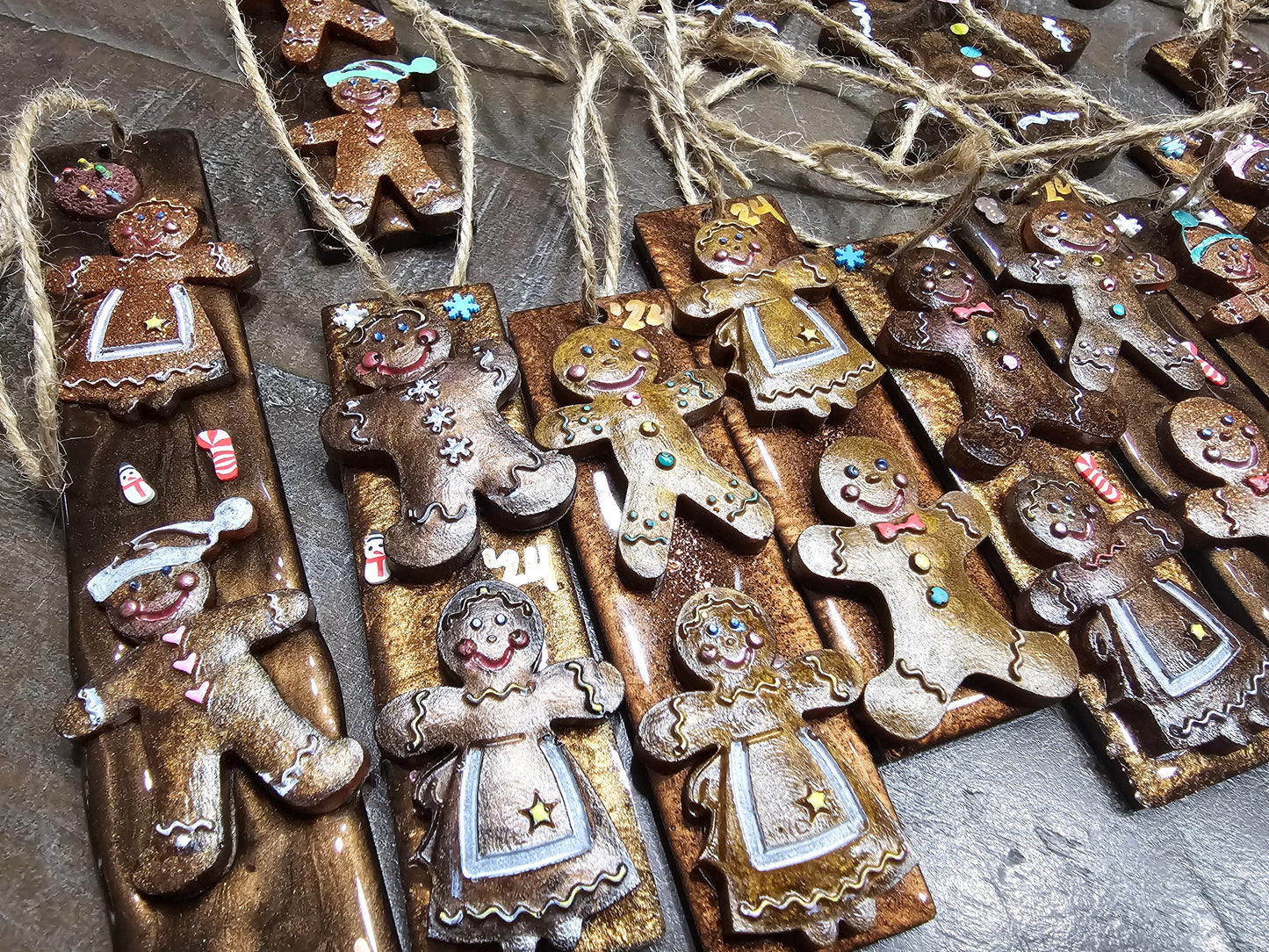 GINGERBREAD ORNAMENT